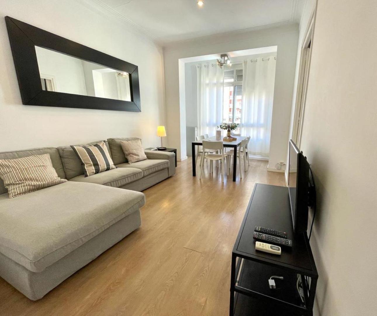 Suites4Days Sagrada Familia Apartment Barcelona Ngoại thất bức ảnh